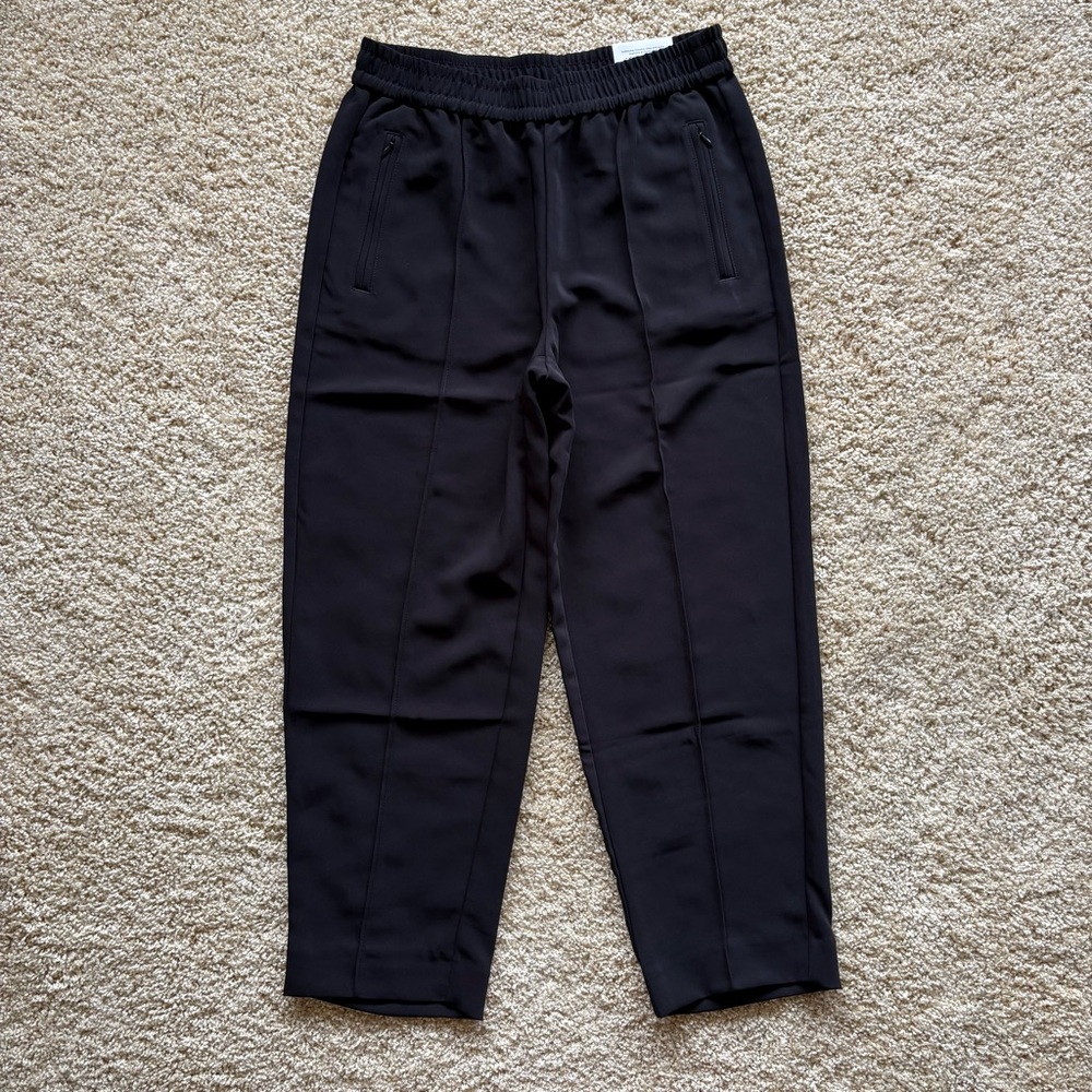 Chico’s Pull-On Ankle Pants Size 1R / US 8 Black Side Zip Tapered Career NWT